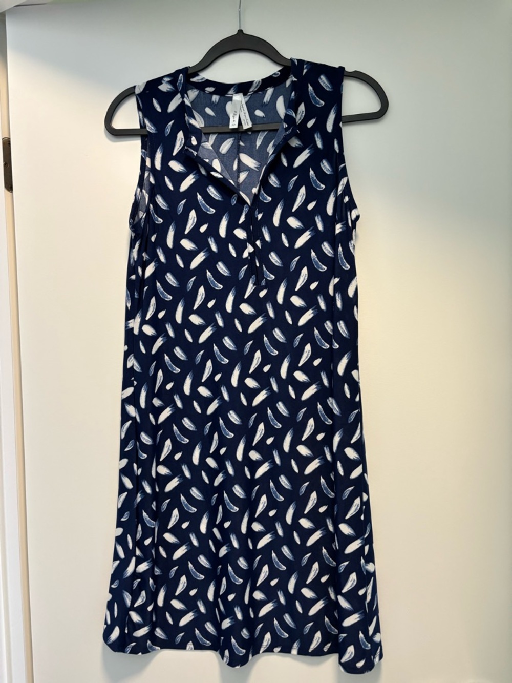 Navy Sleeveless V-Neck Feather-Print Tunic